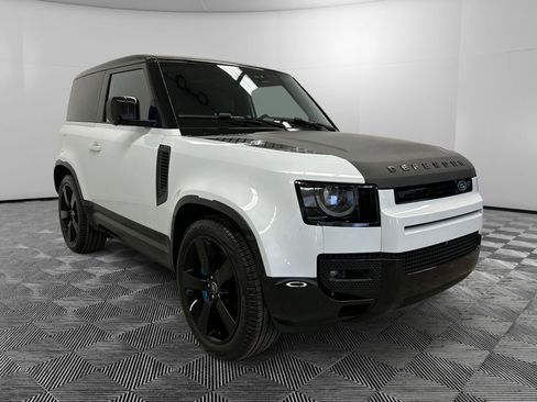 Used 2022 Land Rover Defender 90 Carpathian Edition AWD/4WD image 7