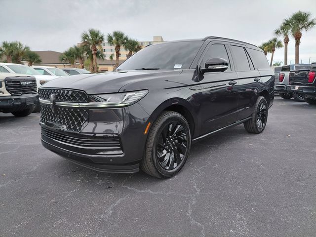 Used 2026 Lincoln Navigator Reserve w/ Jet Appearance Package AWD/4WD image 5