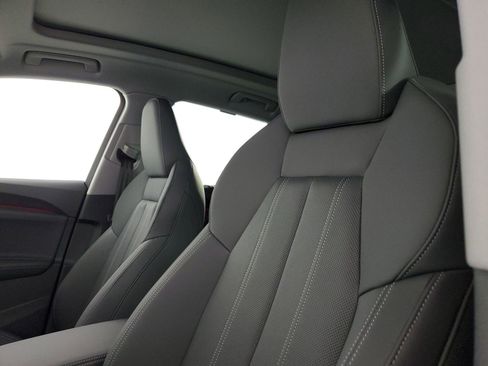 New 2025 Audi Q5 Premium Plus image 28