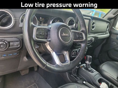 Used 2022 Jeep Wrangler Unlimited Sahara w/ Cold Weather Group AWD/4WD image 13