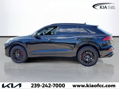 Used 2025 Audi SQ8 Prestige AWD/4WD image 4