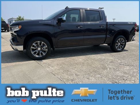 Used 2023 Chevrolet Silverado 1500 LT AWD/4WD image 1