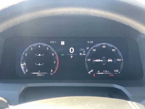 Used 2024 Toyota Tacoma TRD Off-Road image 8