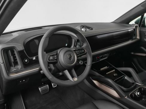 New 2025 Porsche Cayenne Turbo image 59