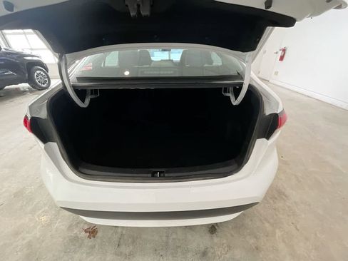 Used 2022 Toyota Corolla LE image 23