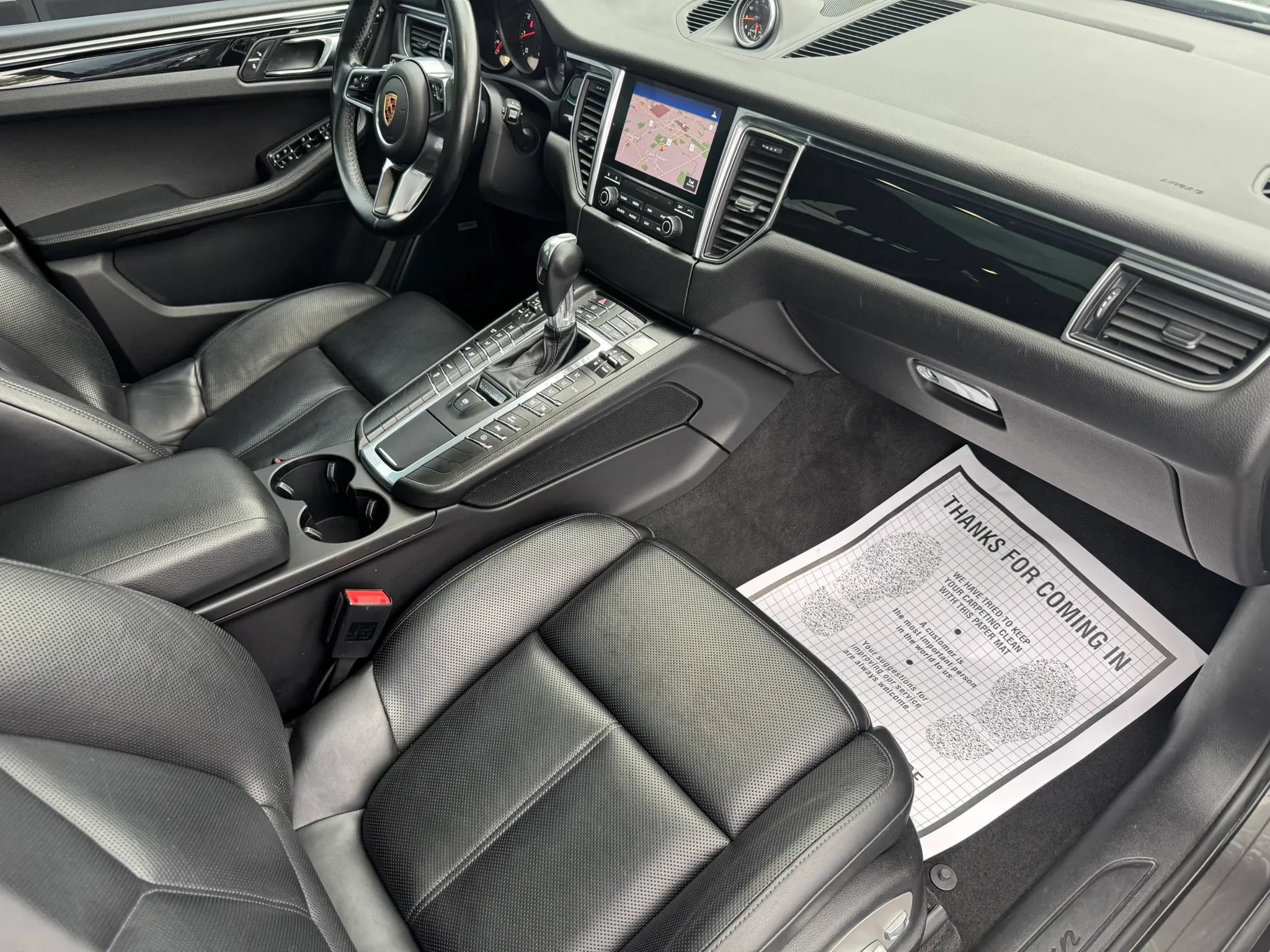 Used 2018 Porsche Macan AWD/4WD image 14