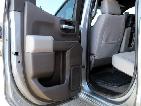 Used 2020 Chevrolet Silverado 1500 LT image 26