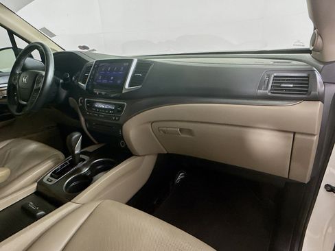 Used 2017 Honda Ridgeline RTL-T image 36