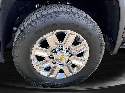 New 2026 Chevrolet Silverado 2500 High Country w/ High Country Premium Package AWD/4WD image 13