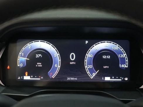 Used 2023 Jeep Grand Cherokee L Laredo image 25