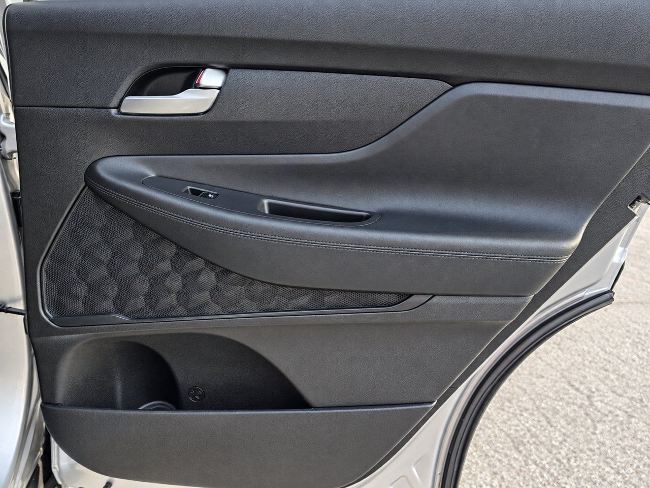 Used 2022 Hyundai Santa Fe SEL w/ Convenience Package FWD image 29