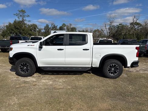 New 2026 Chevrolet Silverado 1500 ZR2 image 18