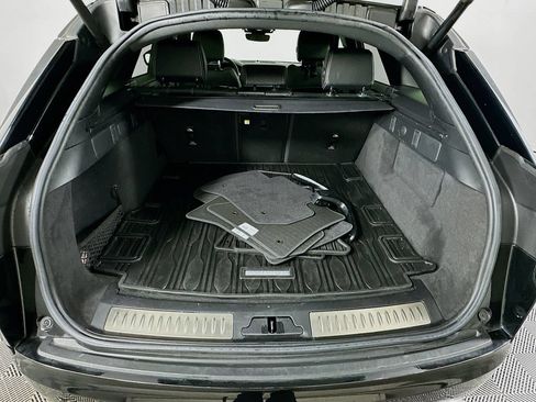 Used 2023 Land Rover Range Rover Velar R-Dynamic S AWD/4WD image 27