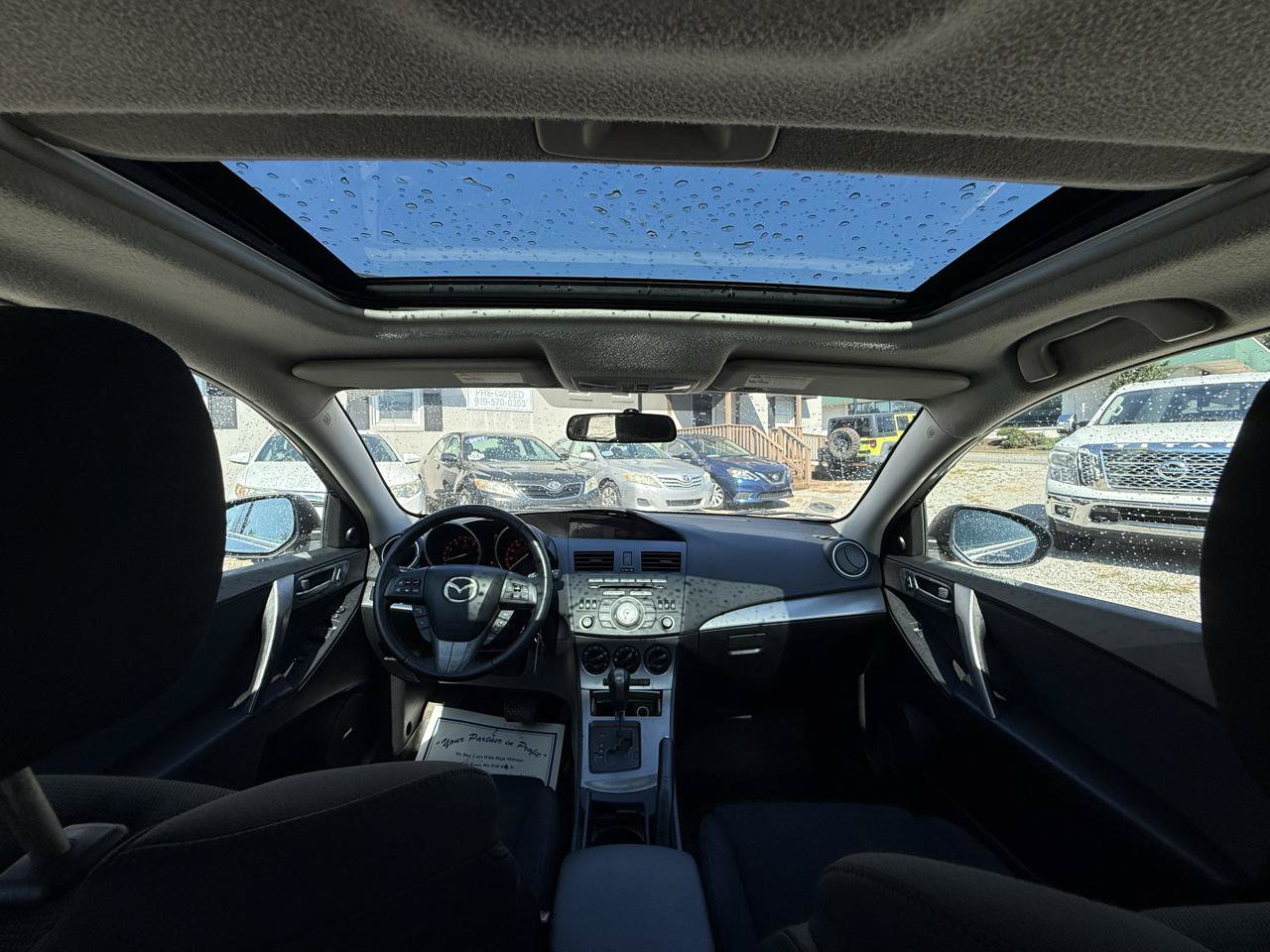 Used 2011 MAZDA MAZDA3 s Sport FWD image 28