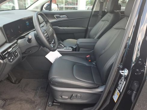 New 2026 Kia Sportage EX FWD image 15