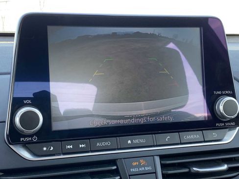 Used 2023 Nissan Altima 2.5 SV FWD image 28