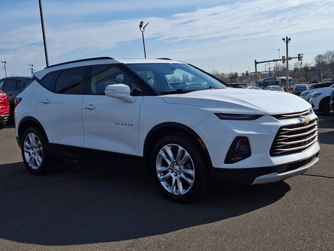 Used 2020 Chevrolet Blazer LT image 3