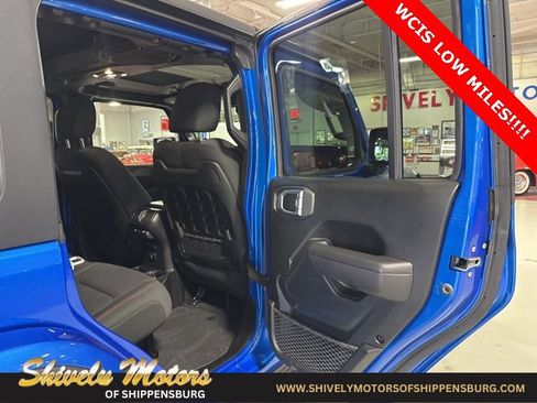 Certified 2021 Jeep Wrangler Unlimited Rubicon image 35