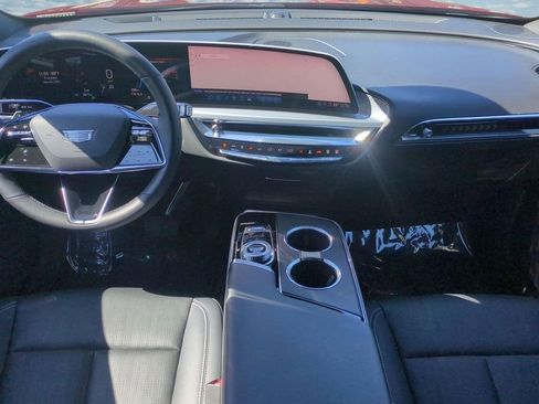 Certified 2024 Cadillac Lyriq Luxury image 14