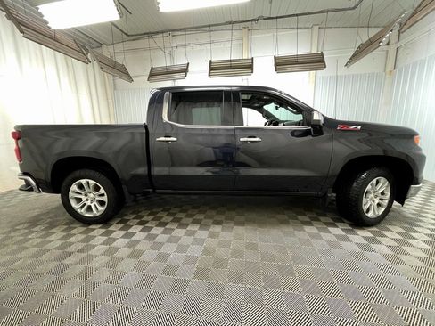 Certified 2022 Chevrolet Silverado 1500 LTZ w/ LTZ Premium Package image 25