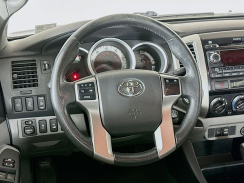 Used 2012 Toyota Tacoma 4x4 Double Cab w/ TRD Off-Road Pkg image 17