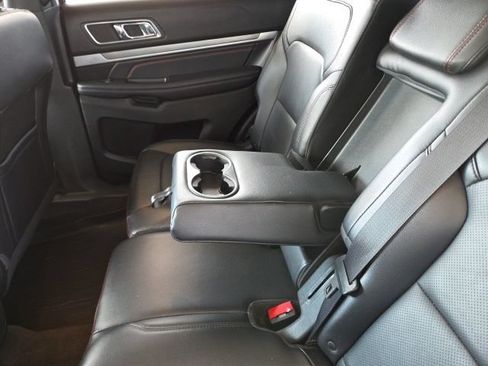 Used 2018 Ford Explorer Sport AWD/4WD image 48