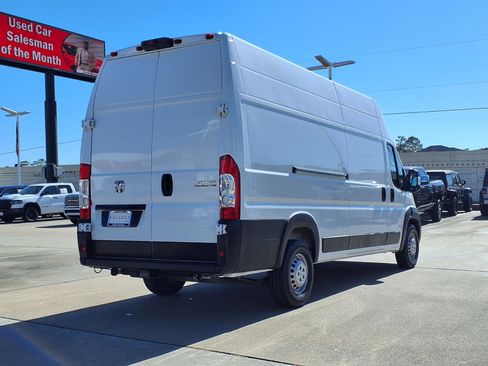 Used 2024 RAM ProMaster 3500 w/ Safety Group image 7