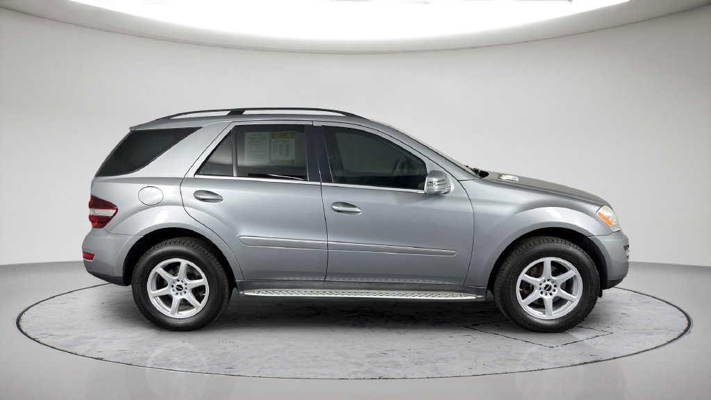 Used 2011 Mercedes-Benz ML 350 2WD image 8