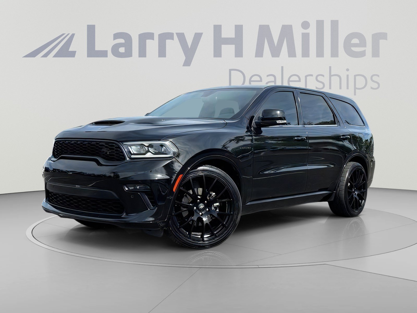 Used 2021 Dodge Durango R/T w/ Blacktop Package RWD image 2