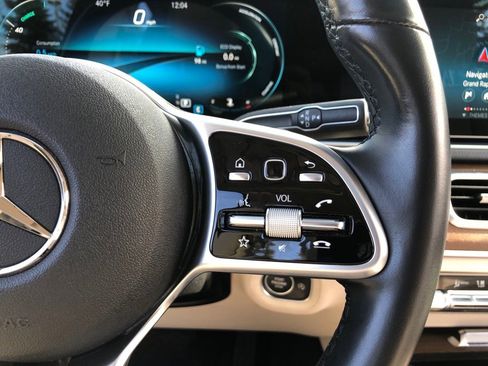 Used 2022 Mercedes-Benz GLE 350 4MATIC w/ Premium Package image 23