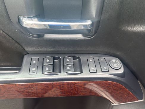 Used 2016 GMC Sierra 1500 SLE w/ SLE Value Package AWD/4WD image 13