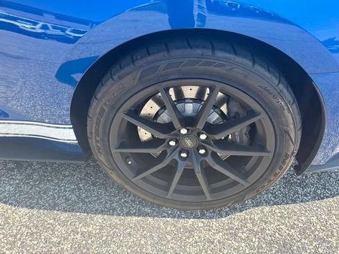 Used 2017 Ford Mustang Shelby GT350 RWD image 6