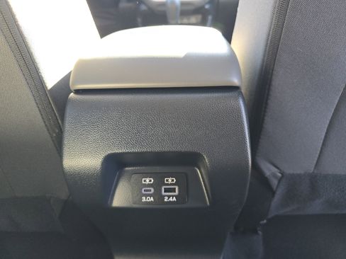 Certified 2025 Subaru Crosstrek 2.0i Premium image 21