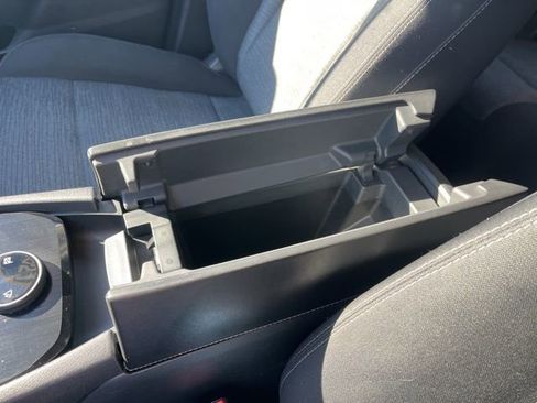 Used 2021 Nissan Rogue SV image 27