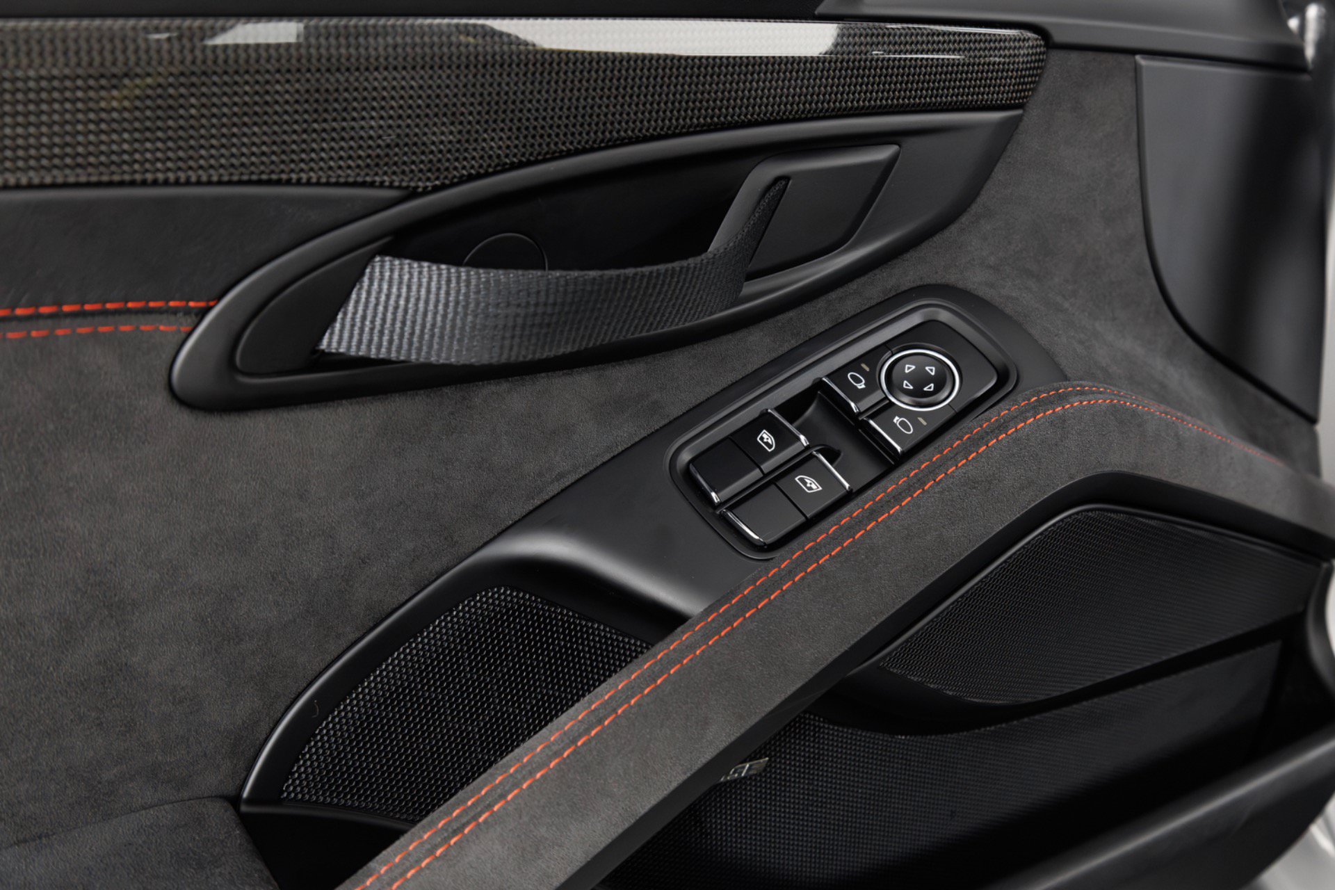 Used 2018 Porsche 911 GT2 RS RWD image 32