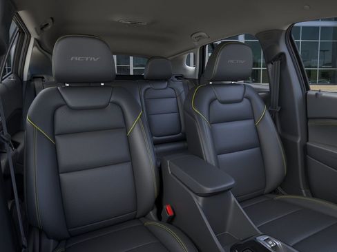 New 2026 Chevrolet Trax ACTIV w/ Driver Confidence Package FWD image 17