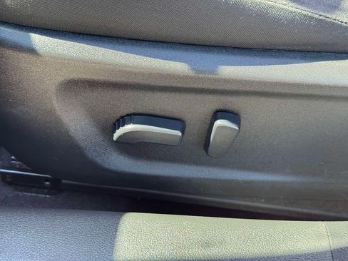 Used 2024 Nissan Altima 2.5 SV FWD image 17