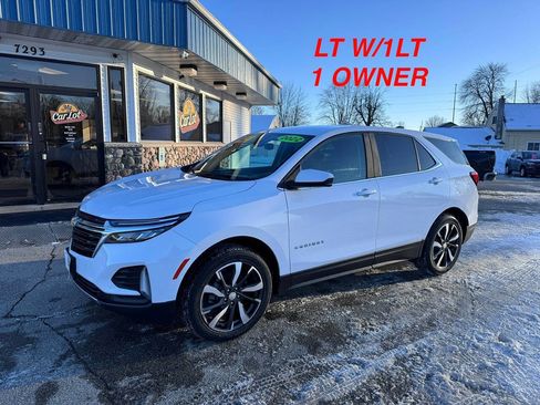 Used 2022 Chevrolet Equinox LT image 2