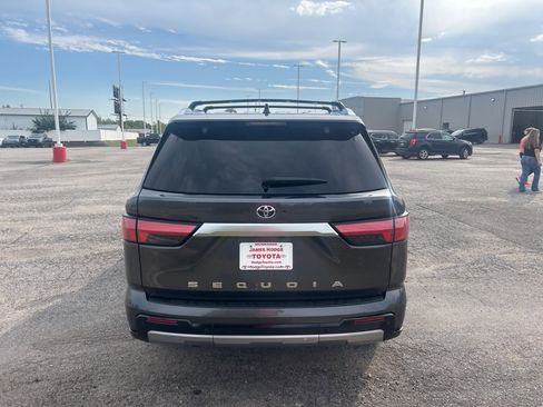 Used 2024 Toyota Sequoia Capstone image 7