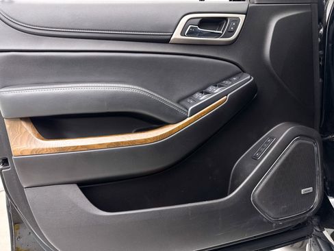 Used 2020 GMC Yukon XL Denali w/ Open Road Package image 27