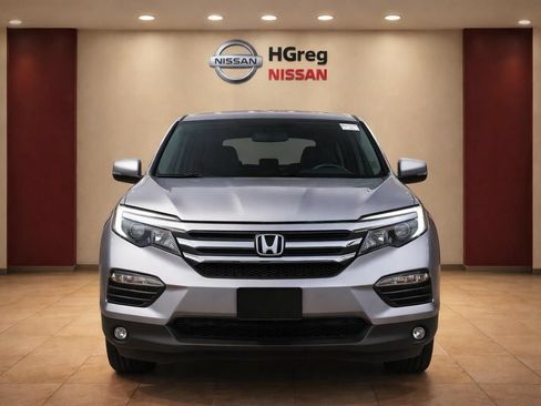 Used 2018 Honda Pilot EX image 3