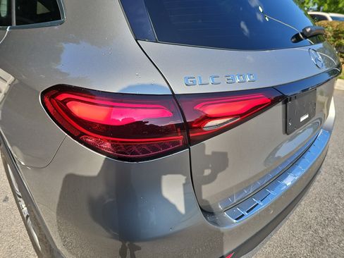 Used 2023 Mercedes-Benz GLC 300 4MATIC image 36