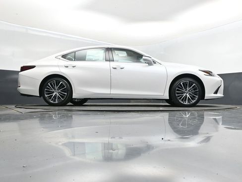 New 2025 Lexus ES 350 w/ Premium Package image 43