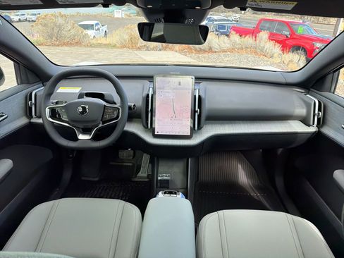New 2026 Volvo EX30 Cross Country Ultra w/ Protection Package Premier image 10