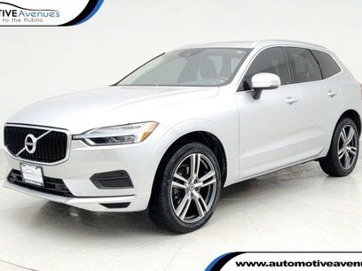 Used 2020 Volvo XC60 T5 Momentum