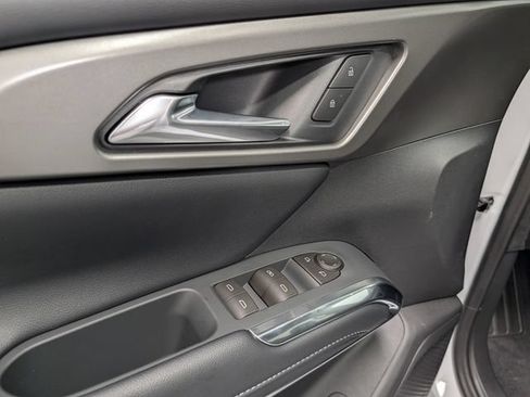 New 2026 Chevrolet Traverse LT AWD/4WD image 16