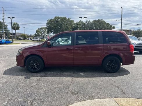 Used 2019 Dodge Grand Caravan GT w/ Safety Sphere Group FWD image 8