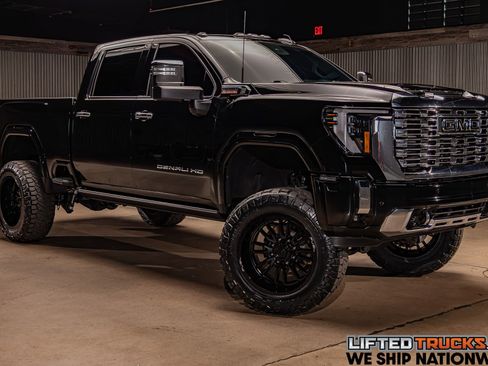 Used 2024 GMC Sierra 2500 Denali w/ Denali Reserve Package image 1