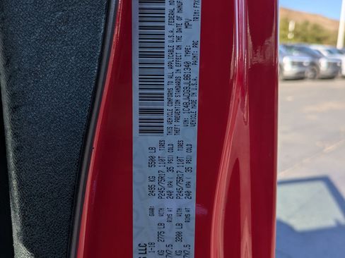 Used 2018 Jeep Wrangler Unlimited Sport image 31