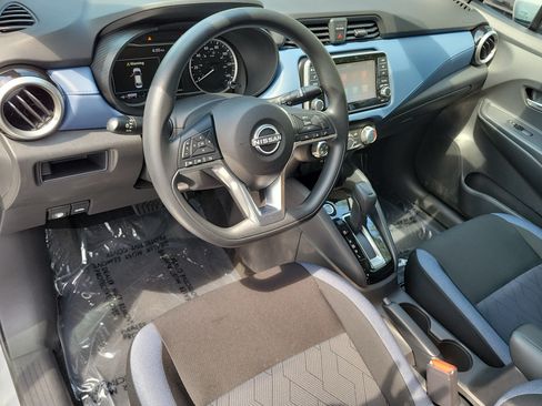 Certified 2025 Nissan Versa SV w/ Trunk Package FWD image 12